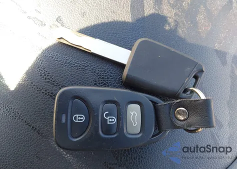 2013 Honda Fit из США, поврежденный, VIN JHMGE8H32DC062407